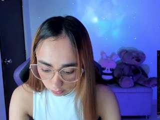 alanapherson webcam model stream image