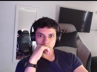 Sstefan Salvatore webcam flirt4free model stream image