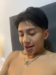 BossSamX webcam model stream image
