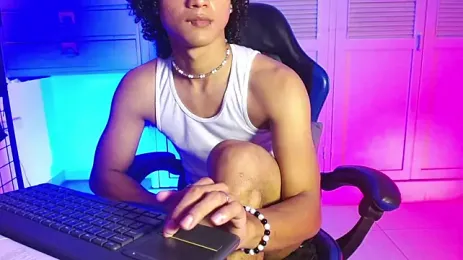 hades_derox_ webcam model stream image