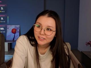 Maud Anstead webcam model stream image