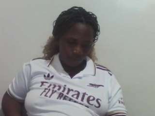 minahsmiles webcam model stream image