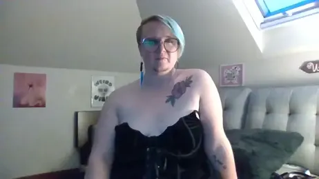 queerlyjaz webcam stripchat model stream image