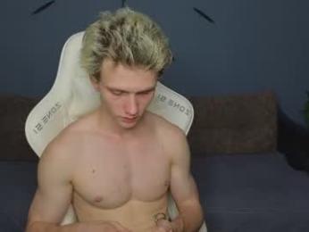 pupsenish webcam model stream image