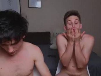 pupsenish webcam model stream image