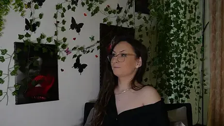NaughtYHomemadE webcam model stream image