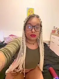 RueBeth webcam model stream image