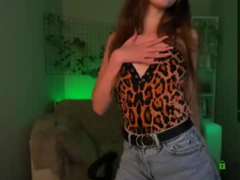 bloom_all webcam model stream image