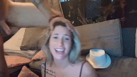 FlyerStud webcam model stream image