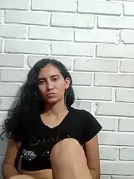 valeriaswang_Lucas webcam model stream image