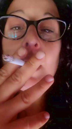 Deandra webcam model stream image