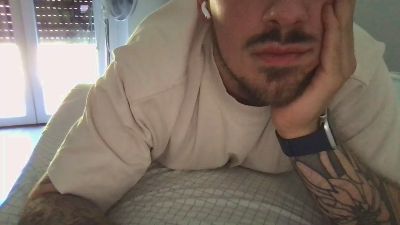 Andyeltoro webcam model stream image