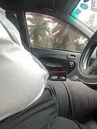 Uber-driver-dam webcam model stream image