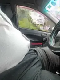 Uber-driver-dam webcam model stream image