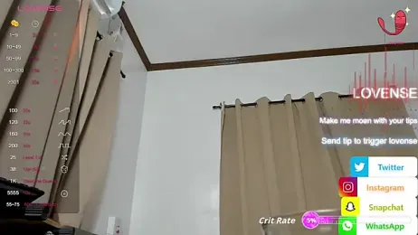 Leahstarr webcam stripchat model stream image