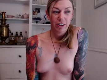 racytracy80 webcam model stream image