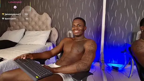 EthanTravis_ webcam model stream image