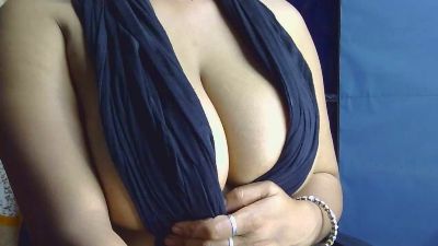 NusratMimi webcam model stream image
