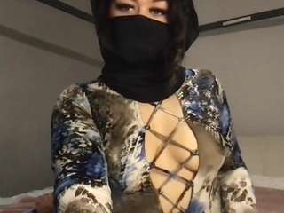 honeysuckles2 webcam model stream image