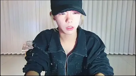 wumei-001 webcam stripchat model stream image