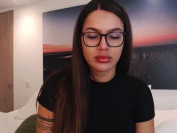 diione webcam model stream image