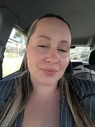 Mona_Plus webcam model stream image