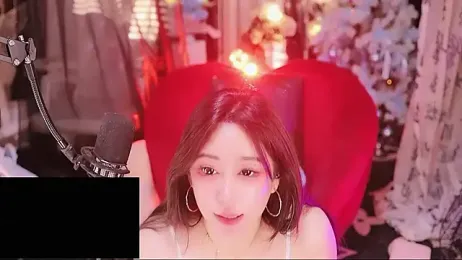 Missy_Nana21 webcam model stream image