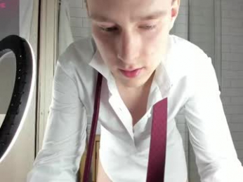 successful_kevin webcam model stream image
