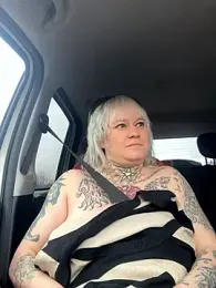 poussichienne webcam stripchat model stream image