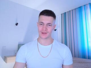 Benjamin Blue webcam model stream image