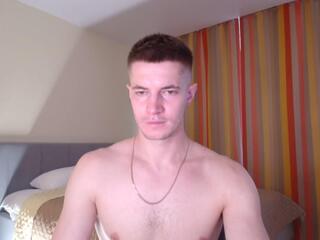 Benjamin Blue webcam model stream image