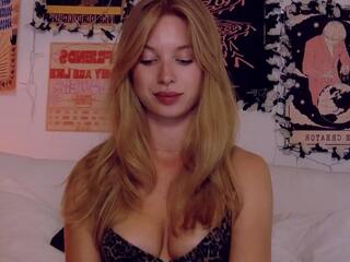 Emma Wilde webcam model stream image