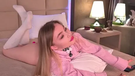 AriWild webcam model stream image