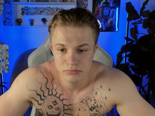 Daniel Hops webcam model stream image