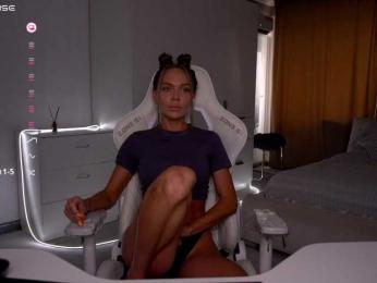 eVvushka webcam model stream image