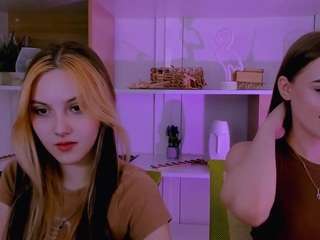luna-tin webcam model stream image