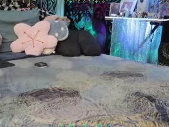 xaevynne webcam chaturbate model stream image