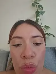 valery_mora webcam model stream image