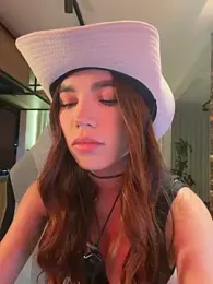 carolynnetrujillo webcam stripchat model stream image