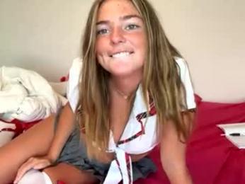 luluxoxo3 webcam chaturbate model stream image