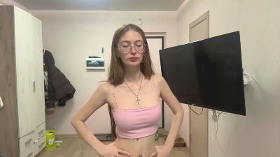 InesForehand webcam model stream image