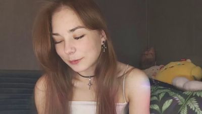 KiraAlvarran webcam model stream image