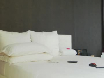 hefner_girl webcam model stream image