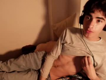 lucas_xo webcam model stream image