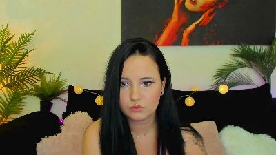 MikaSnake webcam model stream image