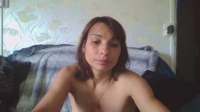 clovise233 webcam model stream image