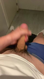 adrianzzz3 webcam model stream image