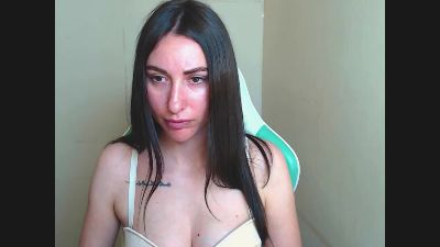 Cammila_horn webcam model stream image