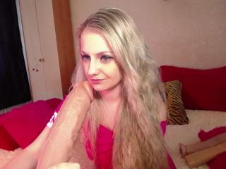 Katy Kroft webcam model stream image