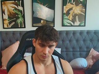 Emilio Reynolds webcam model stream image
